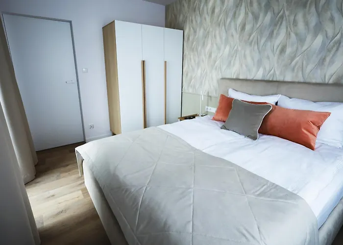 Apartment Szept Zurawia