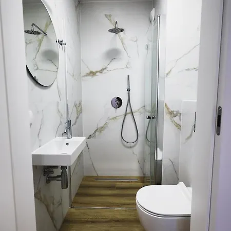 Apartment Szept Zurawia *