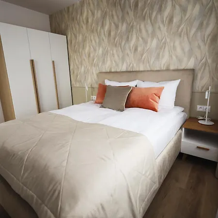 Apartment Szept Zurawia